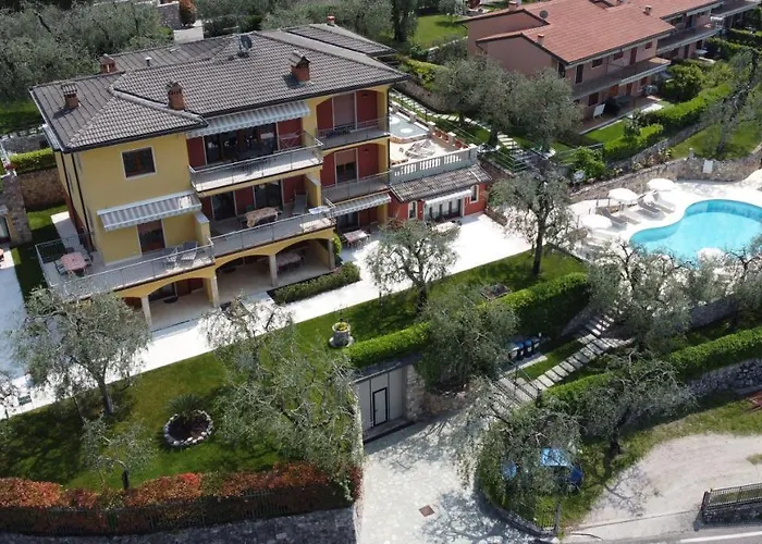 Villa Due Leoni - Residence Brenzone sul Garda